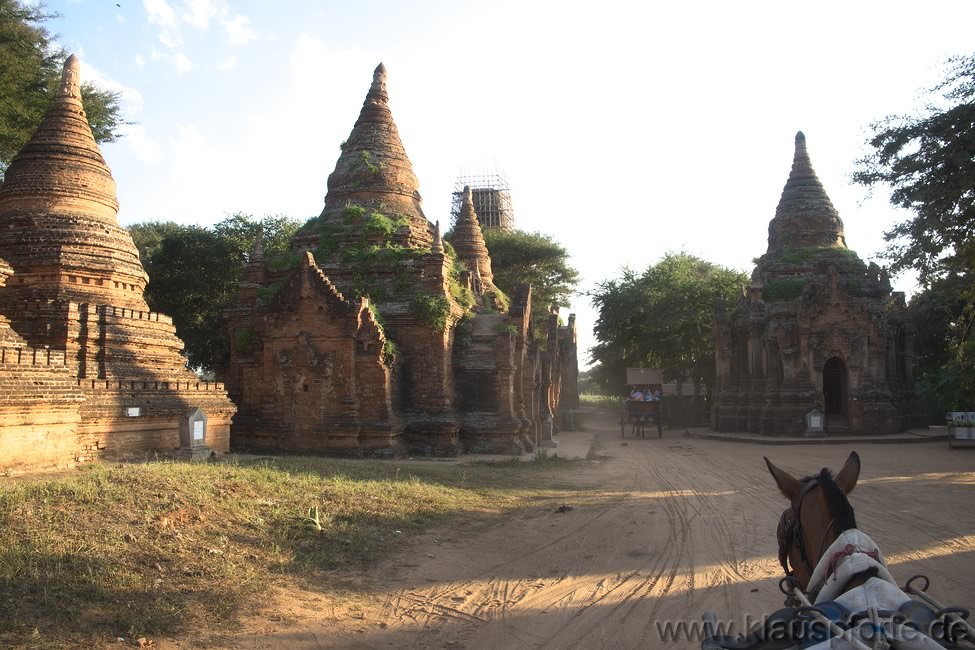 Spätnachmittags durch Bagan, mal idyllisch