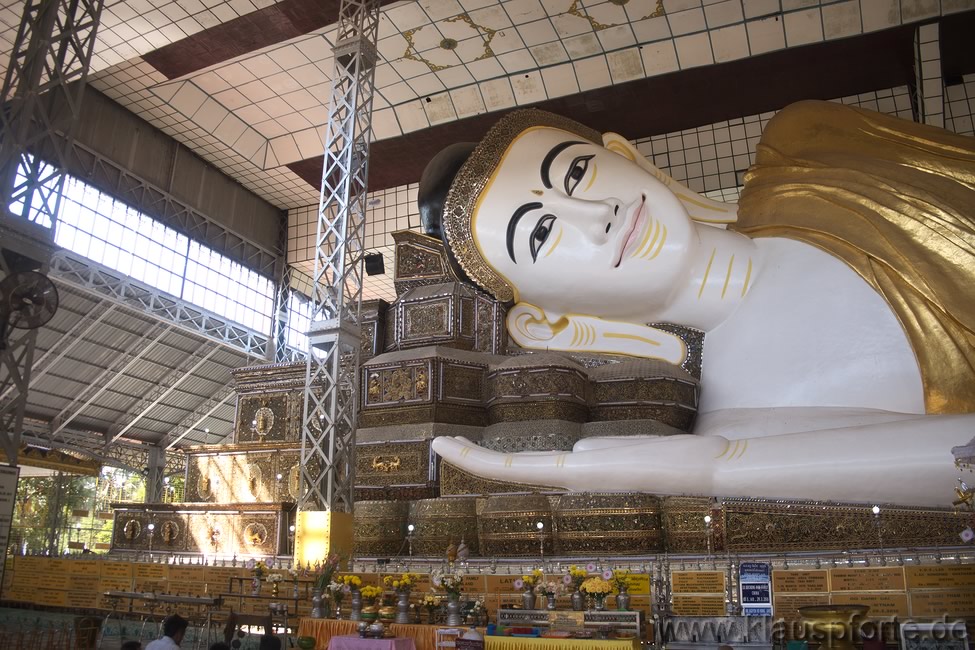 Der Shwe Tha Lyaung Buddha, Kopf